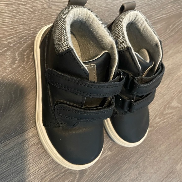 Cat & Jack Toddler Boys Fashion Sneakers Navy - Picture 2 of 5